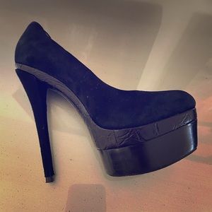 Rachel Zoe Black Suede Platform Pumps